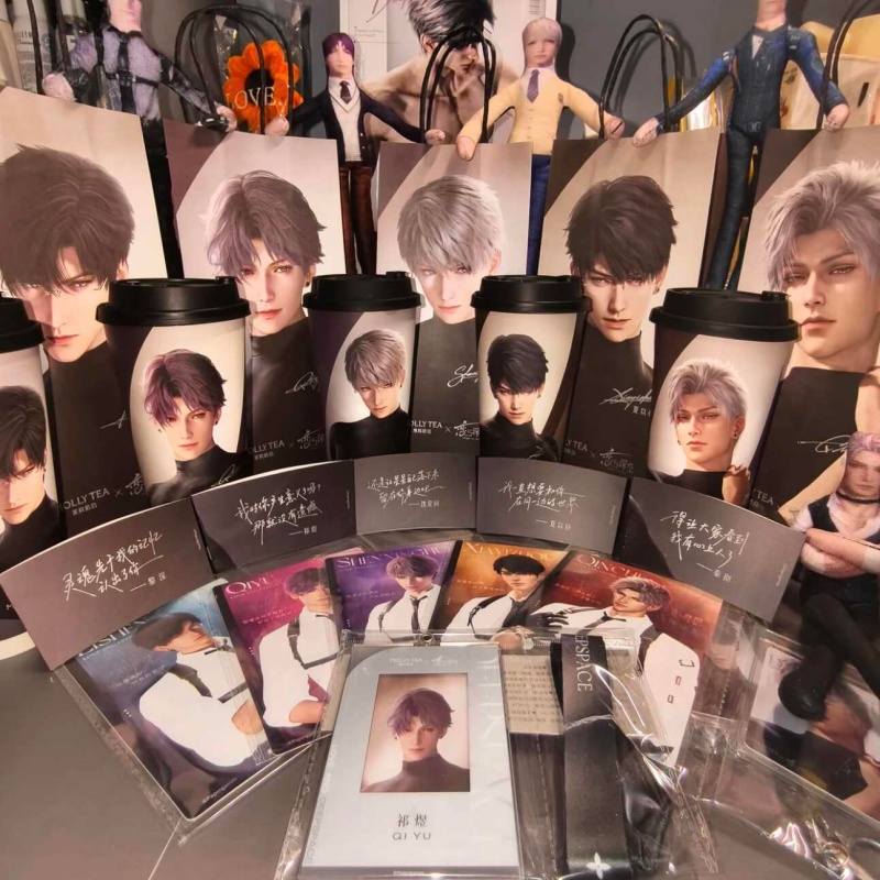 Co-Branded Love And Deepspace  - Card Penny Sleeve 评论和价格