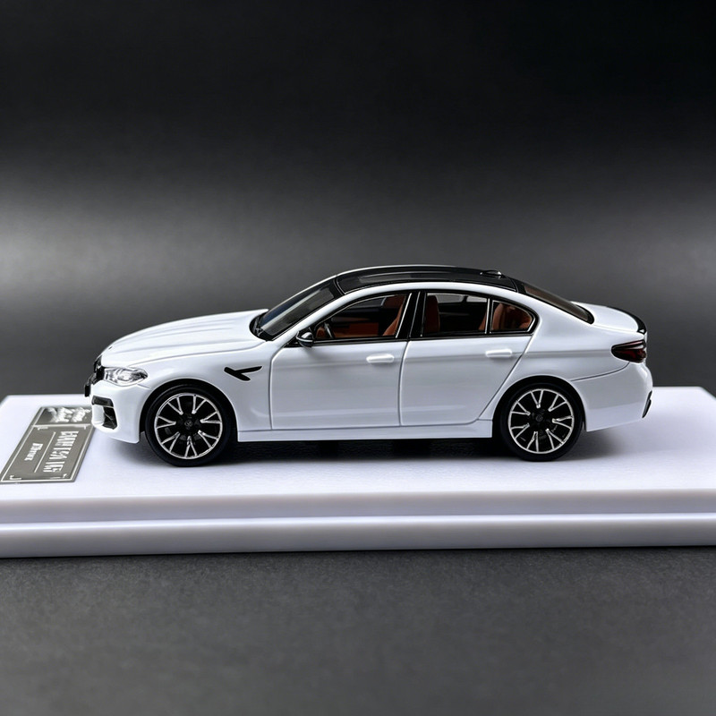 Howie Model 1/64 NEW BMW M5 F9 - Die Cast Car 1 64 评论和价格